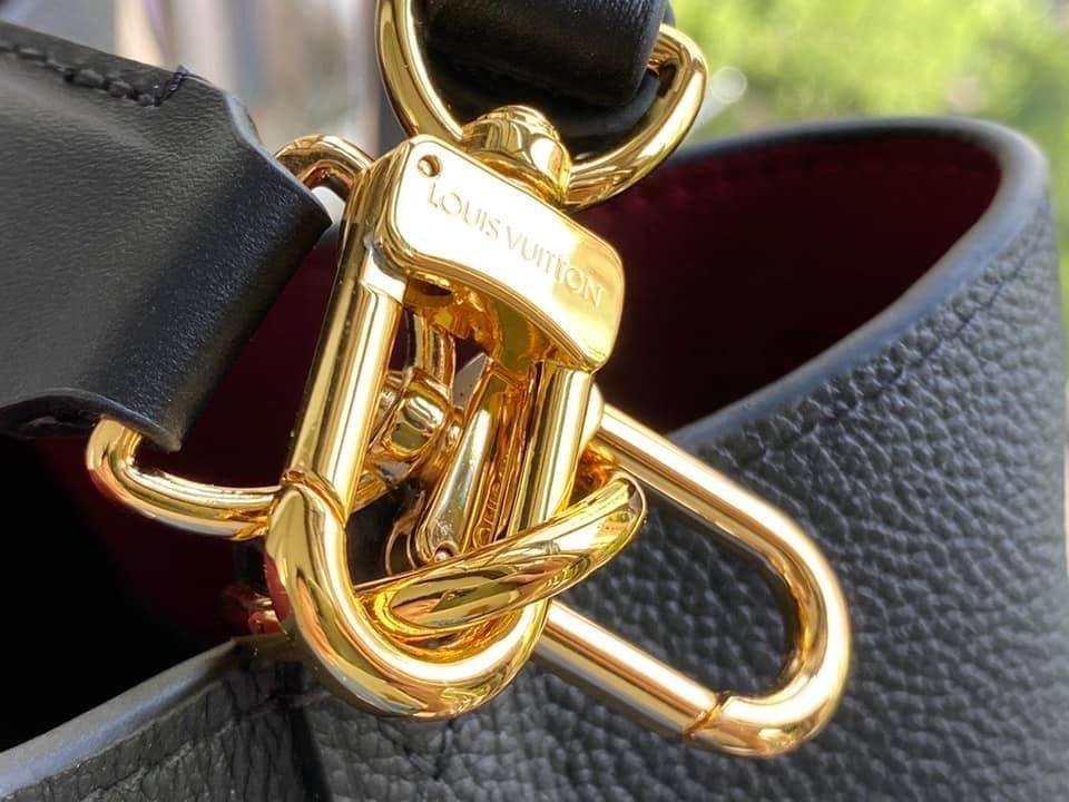 Louis Vuitton NeoNoe MM Bag