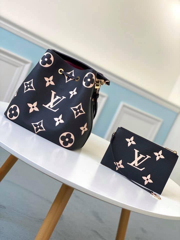 Louis Vuitton NeoNoe MM Bag