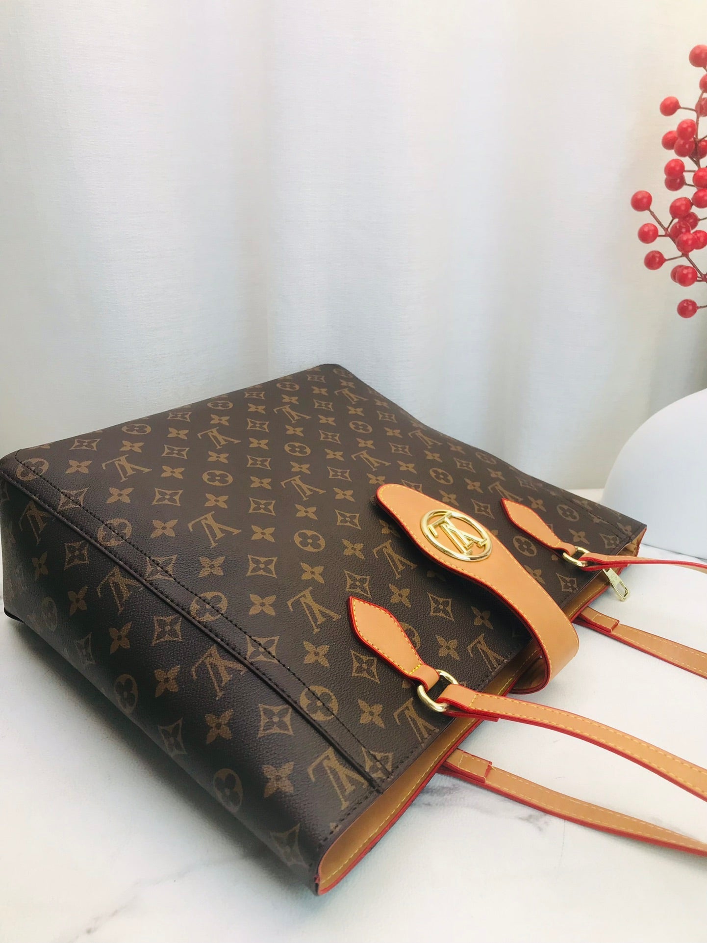 Louis vuitton handbag ( Tote )
