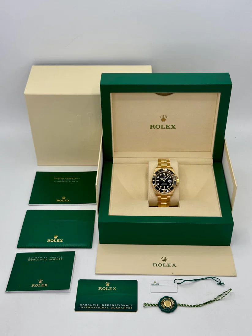 RLX Submariner 41mm Yellow Gold Black Dial Black Bezel