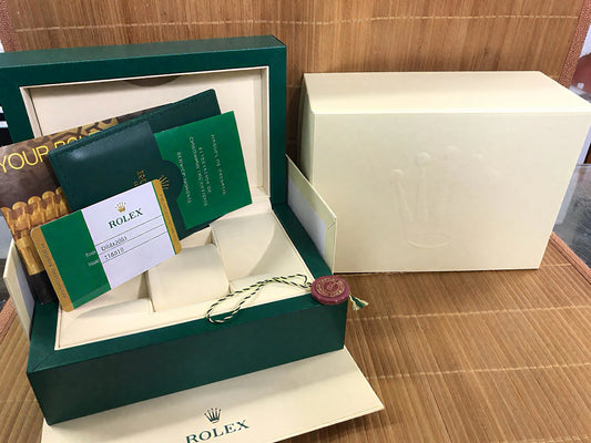 Box & Authenticity Card